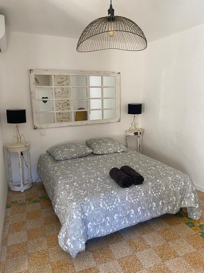 La Tour 2: Appart Neuf Au Coeur De La Petite Venise ลีล-ซูร์-ลา-ซอร์ก ภายนอก รูปภาพ